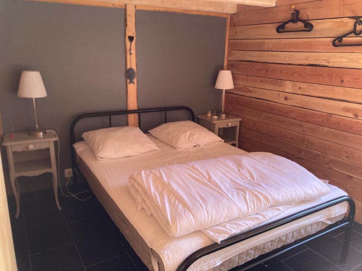LA CABANE Charmante petite maison 2 chambres à 2,5km plage Saint-Georges-d'Oleron Exterior foto